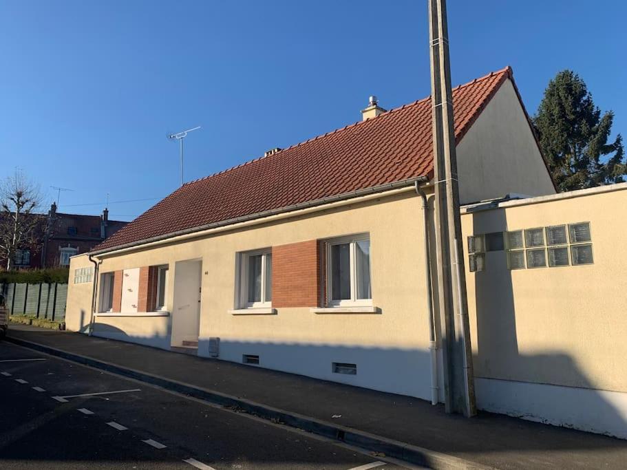 Pavillon Individuel 4 Etoiles De Plain Pieds Avec Jardin Hébergement de vacances Amiens