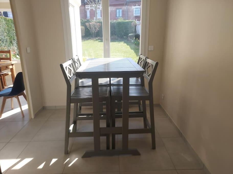Pavillon Individuel 4 Etoiles De Plain Pieds Avec Jardin * Amiens